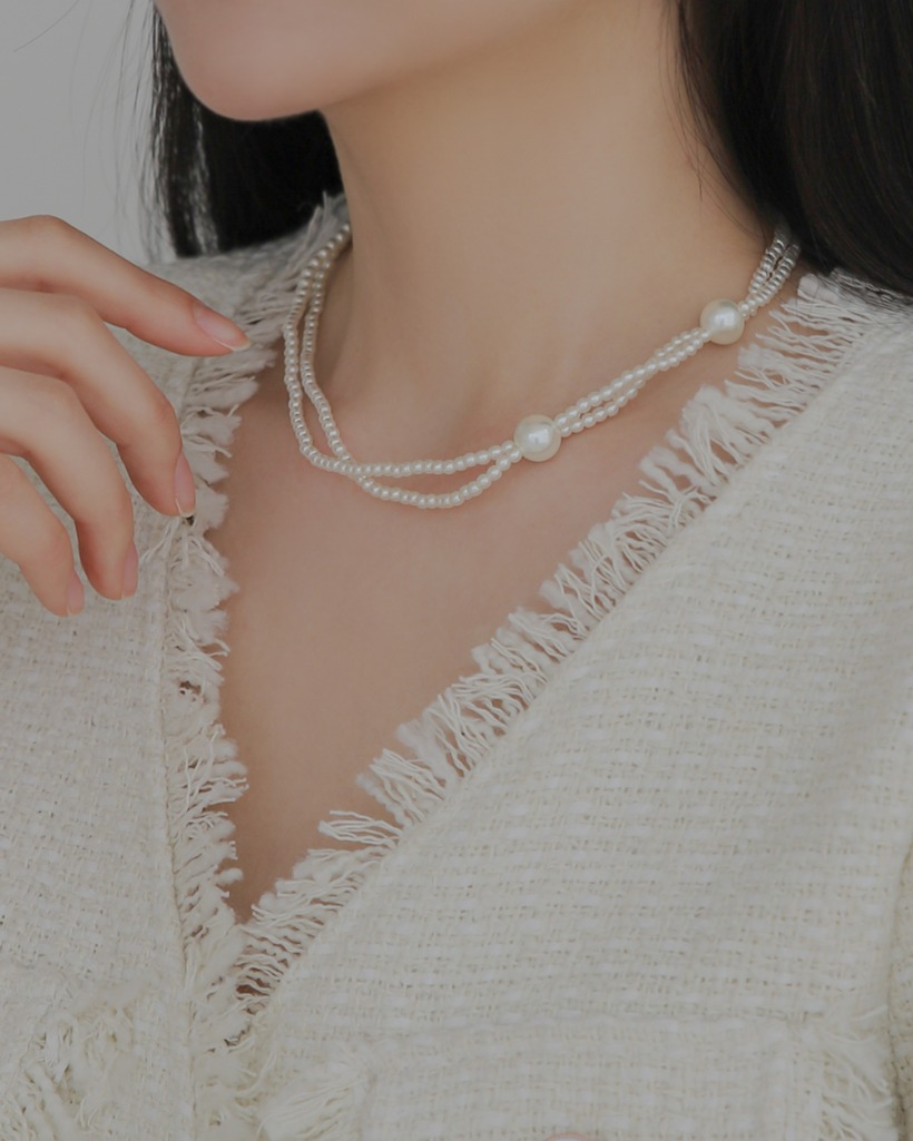 twin pearl necklace